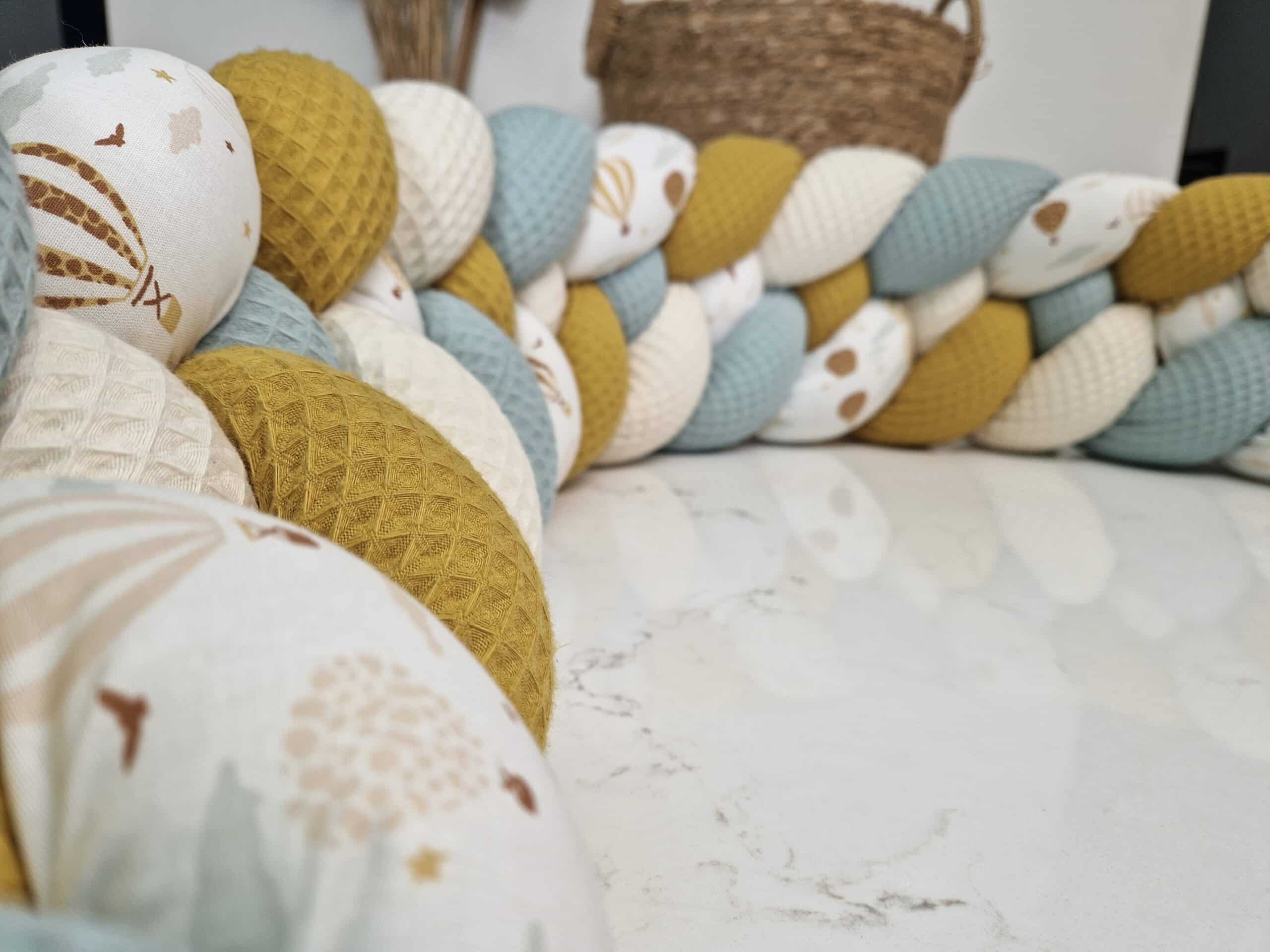 Tresse de lit cabane - Montgolfières peps - Tour de lit bébé 4 brins